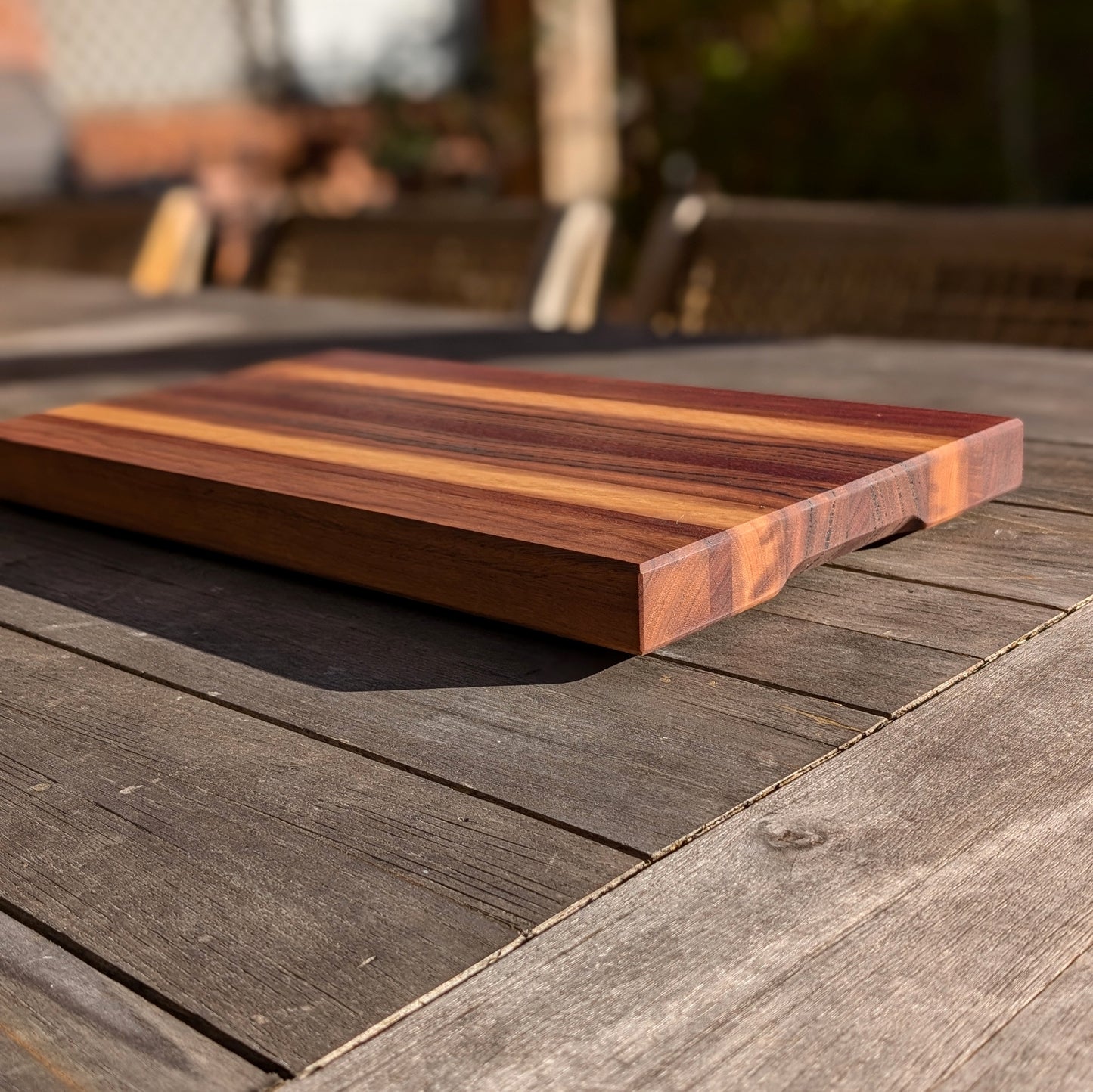 Solid Edge-Grain Cutting Board // Albert